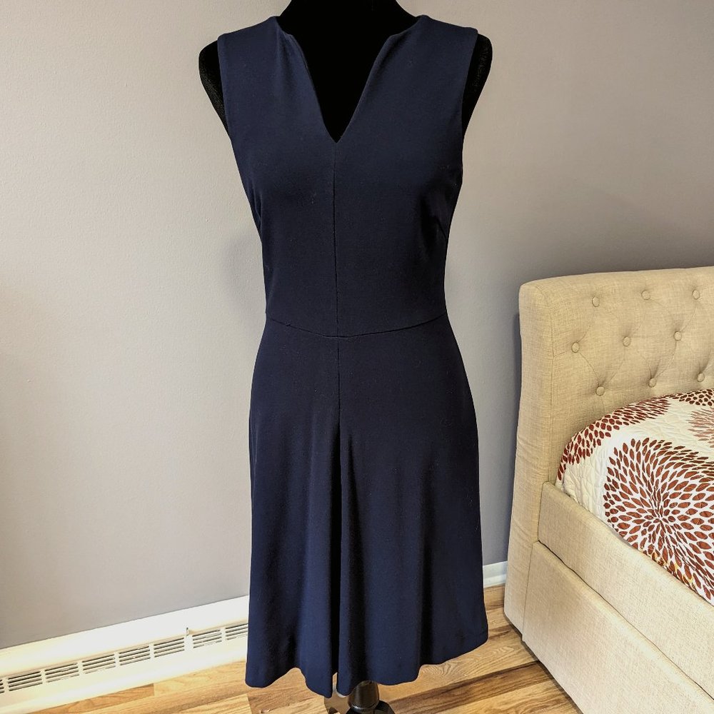 M.M LaFleur Sleeveless V-Neck Dress Navy